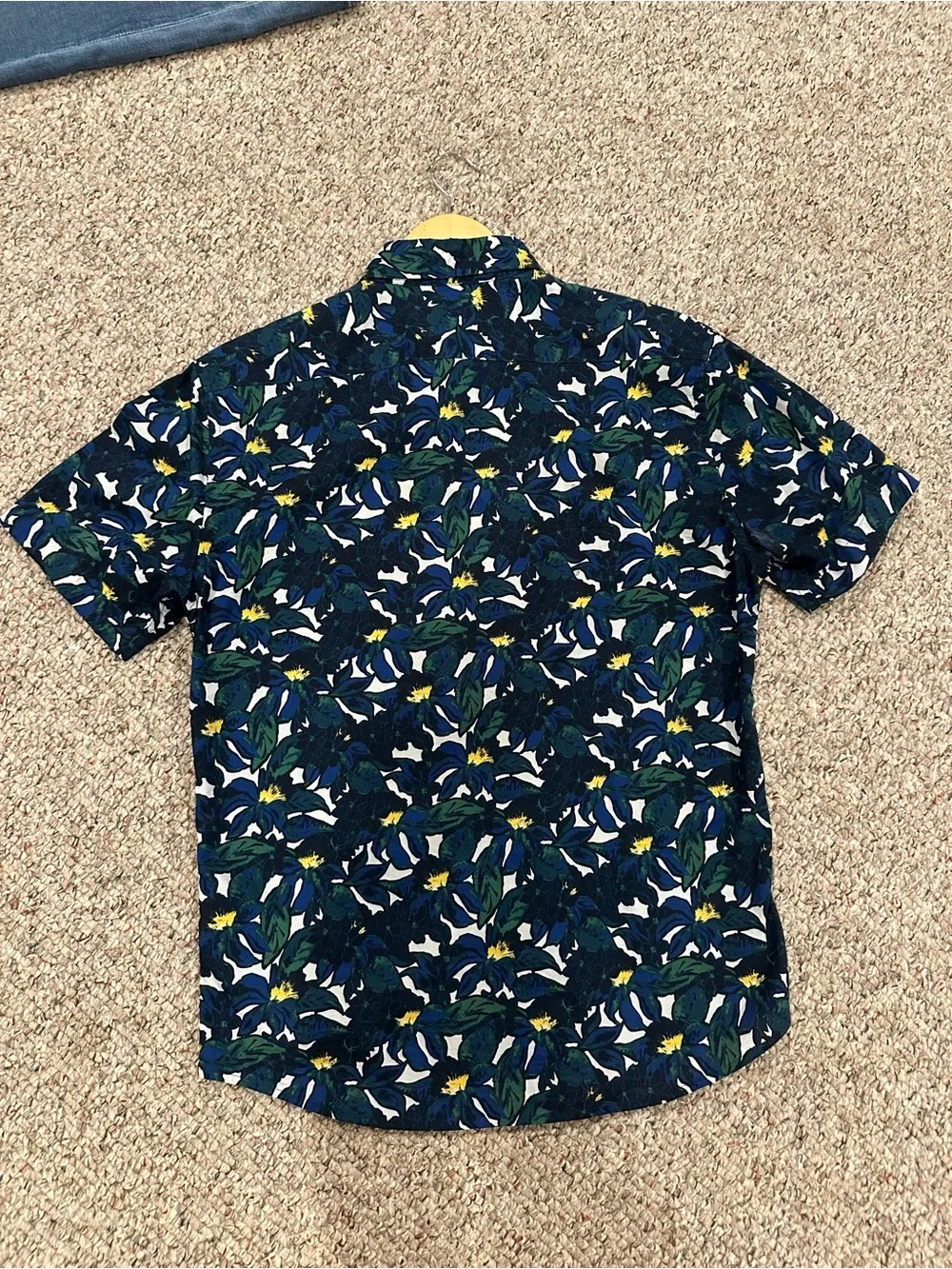 Banana Republic this banana